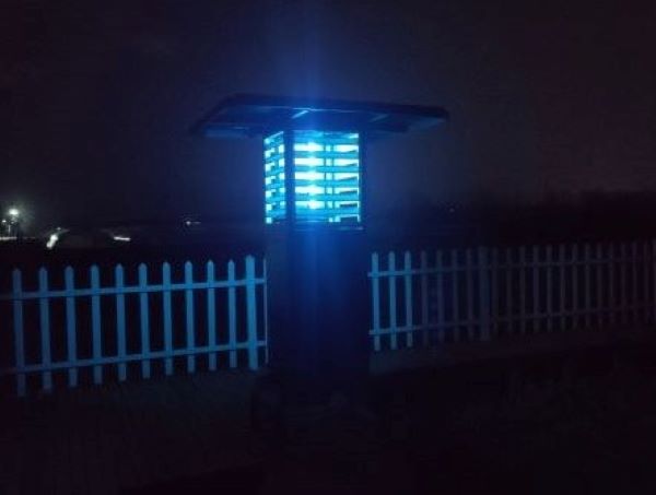 夜间依旧坚守 夜间依旧坚守